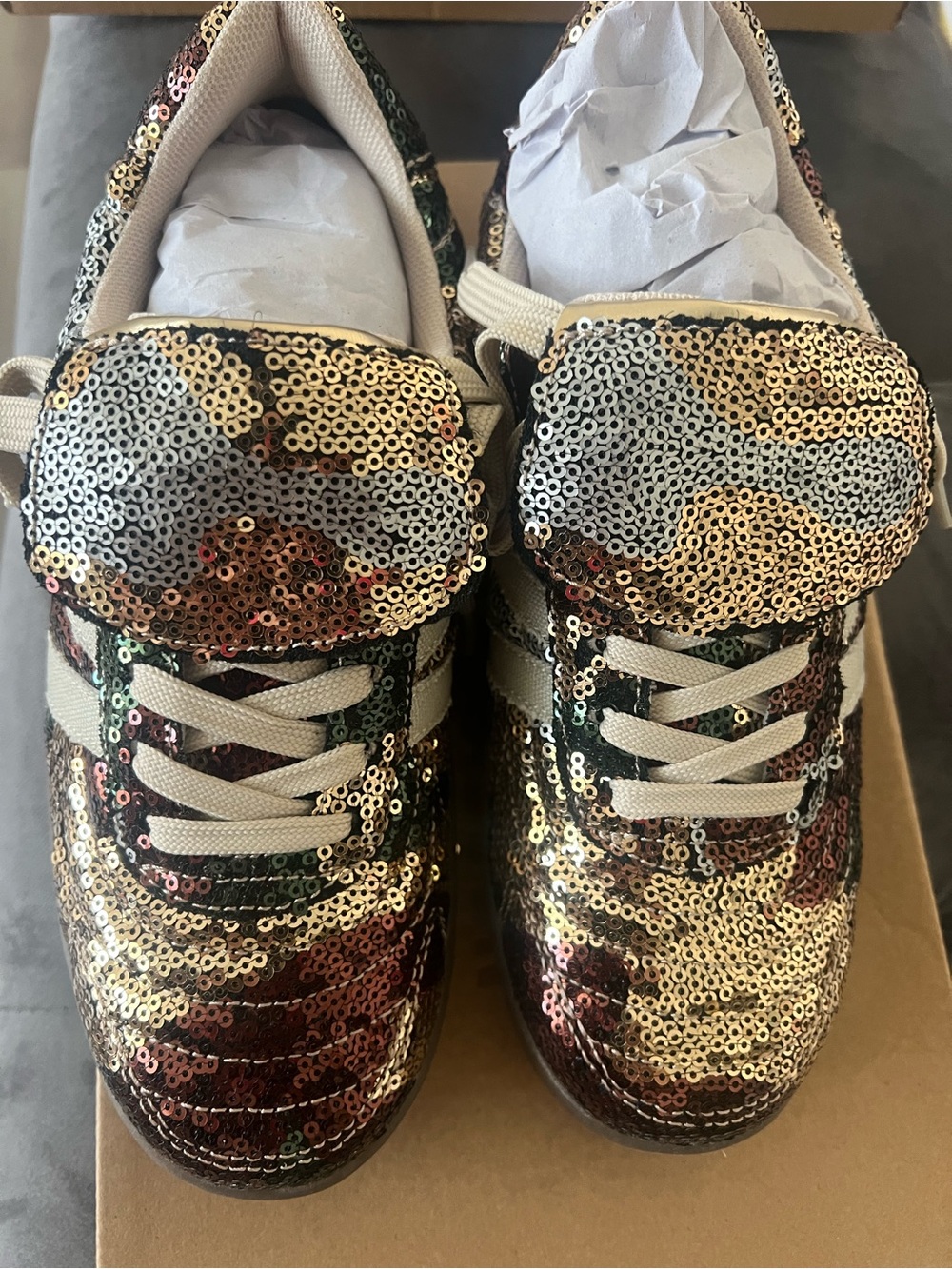 Steve Madden Multicolor Sequin Low-Top Sneakers- New in Box - Picture 3 of 7